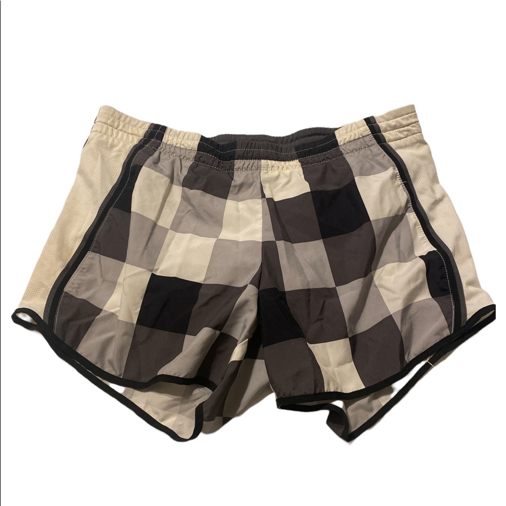 womens nike shorts